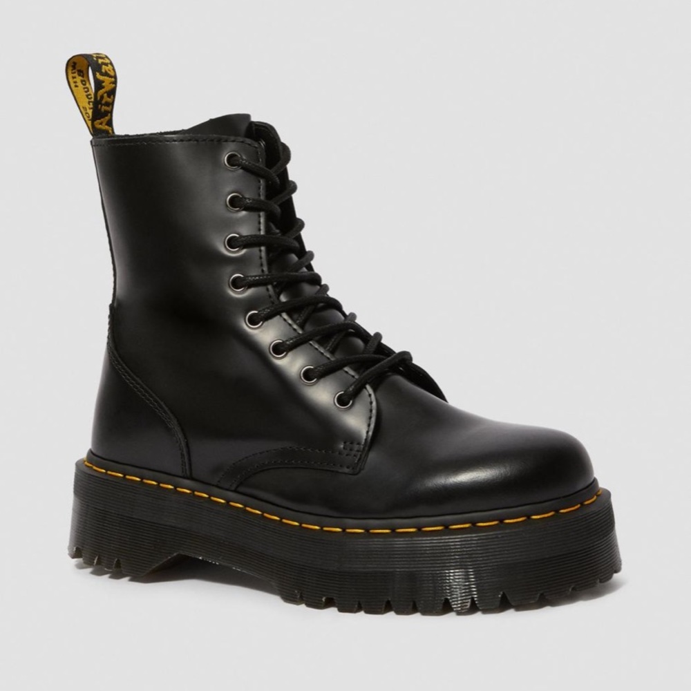 Jadon Dr. Martens